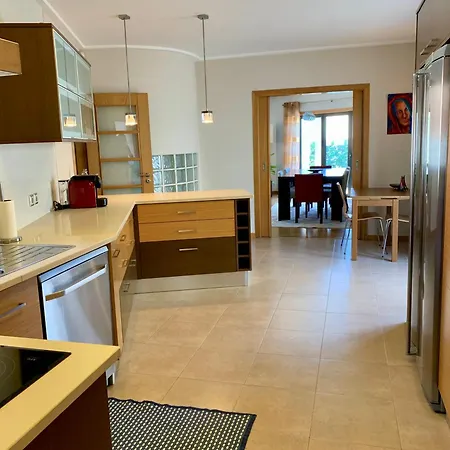 Two Palms Villa Nazaré