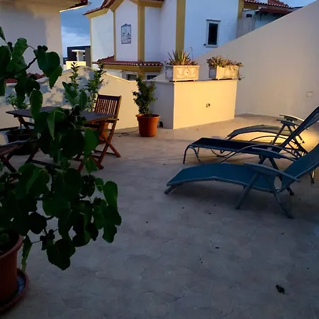 Two Palms Villa Nazaré